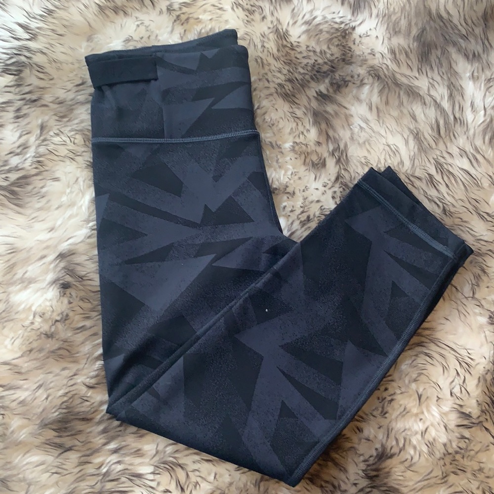 NEW Vimmia black leggings